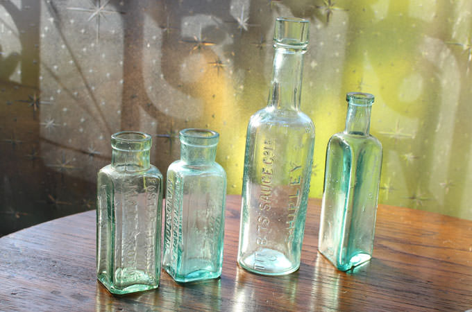 アンティーク・薬の小瓶 – アンティーク図鑑