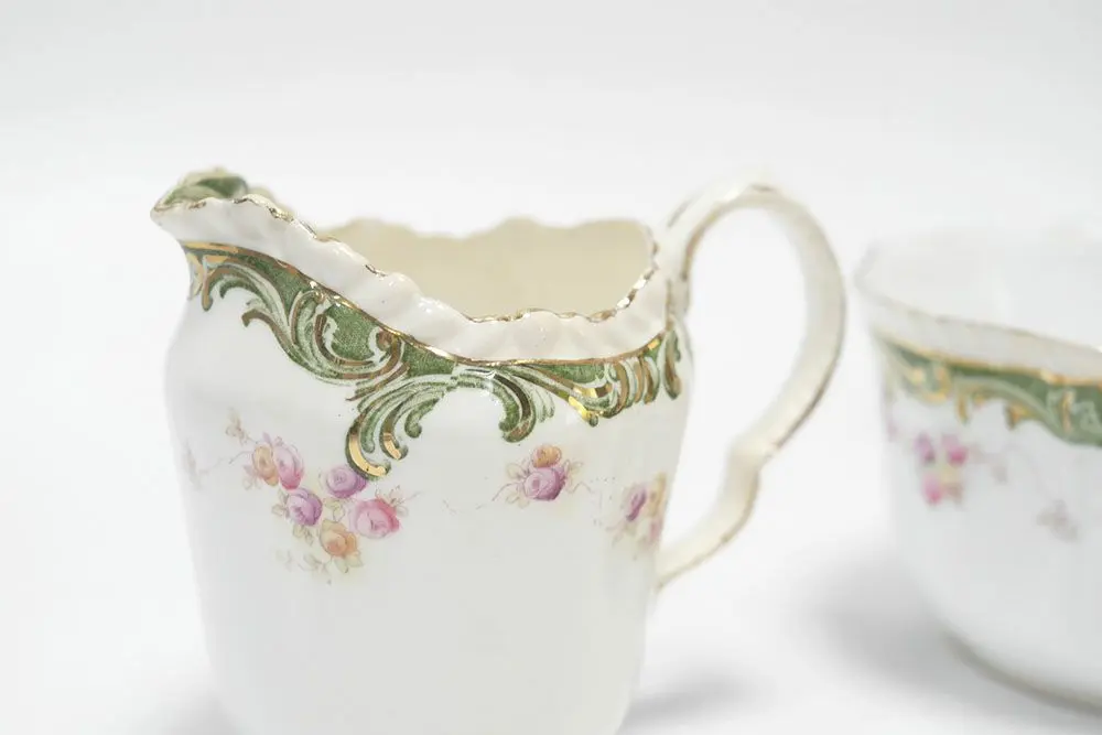 アンティーク シュガーボウル&ミルクポット イギリス 1897 Crown Staffordshire アールヌーヴォー/アンティーク食器
2