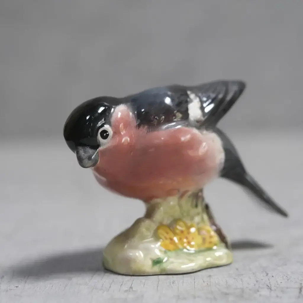 ヴィンテージフィギリン BESWICK WREN 鳥の置物 ピーターラビット陶製フィギュアで有名なイギリスのベスウィック社製1