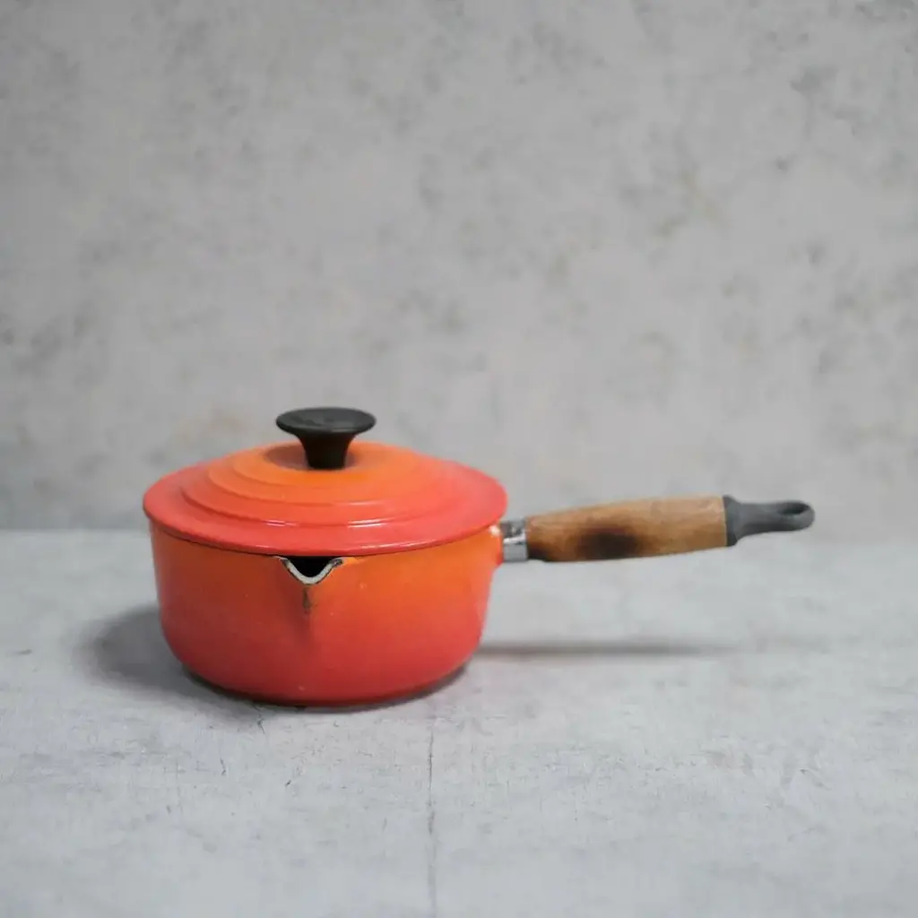 ヴィンテージ LE CREUSET（ル・クルーゼ）片手鍋 鉄鍋
１