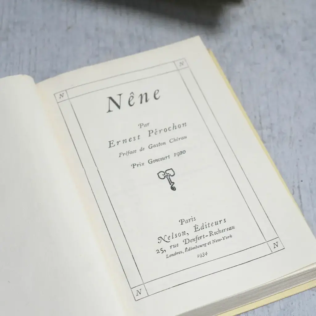 アンティークブック フランスの古書 1932～1934年
２